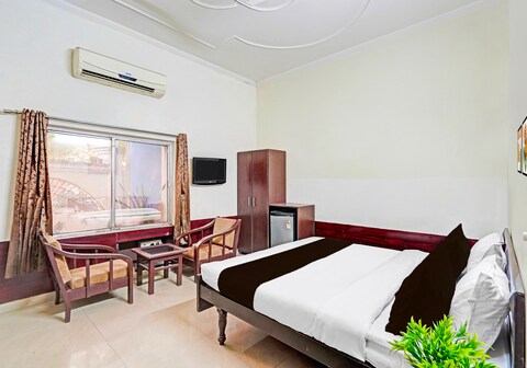 Super Collection O Race Course Dehradun