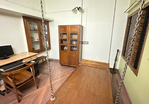 A C room Double Bed Near Edappally