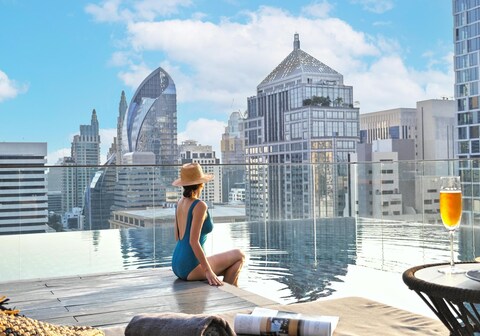 سيندورن ميدتاون هوتل بانكوك، فينيت كوليكش باي آيتش جي