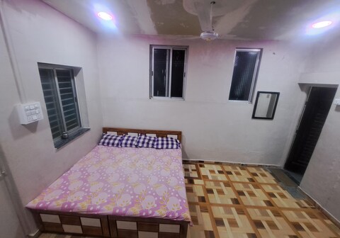 Sadhguru Home stay Akkalkot