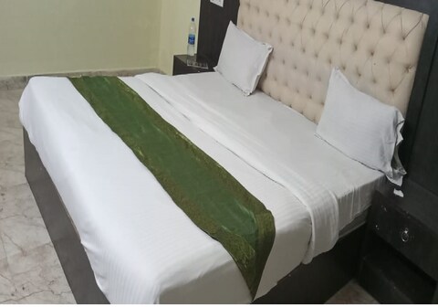 Hotel Pacific Green By WB Inn