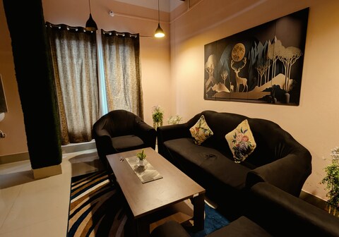 Casa Bella Homestay
1BHK Air conditioned house