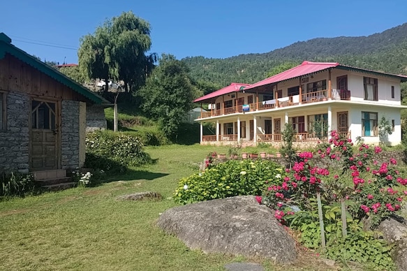 Dayara Bugyal Sarai Homestay at Dayara Bugyal Trek Point