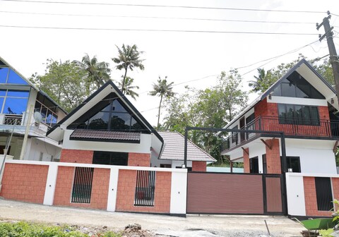 Cloud La Casa | 10mins from Athirapilly Waterfalls