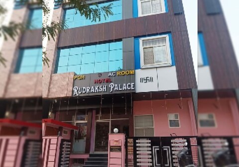 Hotel O Rudraksh Palace
