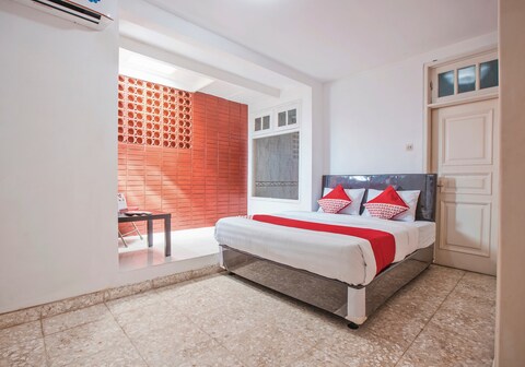 Capital O 332 Residence G17 Kemang