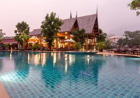 منتجع وسبا ناينا ـ SHA Extra Plus