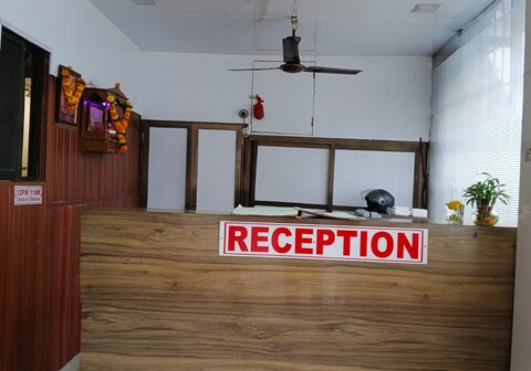 Hotel Spot Light Lodging and Boarding
