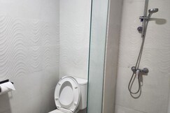 2 BR Apartment Grand Jati Junction Medan view City 12th Floor, Kota Medan 2 BR Apartment Grand Jati Junction Medan view City 12th Floor, Kota Medan