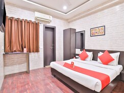 OYO 1345 Hotel S K, Rajkot OYO 1345 Hotel S K, Rajkot