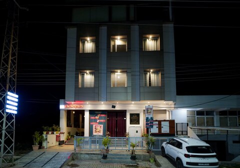 Parampara Hotels and Resorts