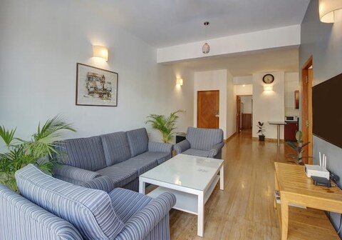 The Calathea - Pool view 2BHK | 10 min to Anjuna