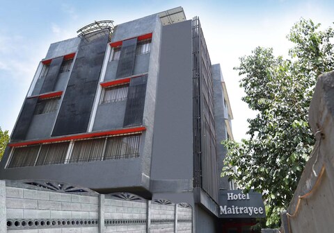 Hotel Maitrayee