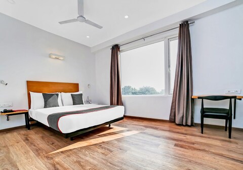 1274 Super Townhouse Patrakar Puram