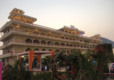 Hotel Chandra Mahal Palace