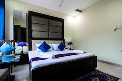 Hotel Laxmi Palace by Ayali, Rishikesh Hotel Laxmi Palace by Ayali, Rishikesh
