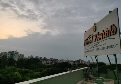 Hotel Vishala