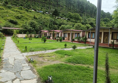 DIVYAM RESORT BARKOT