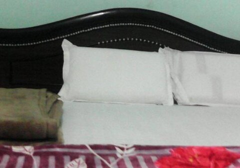 shri bhole shankar guest house