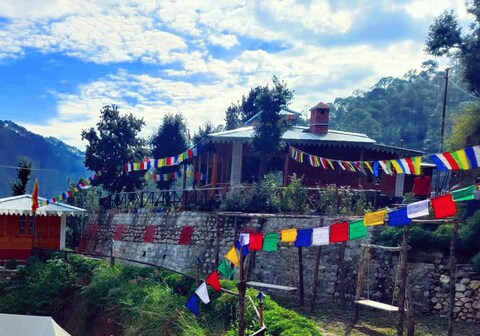 Myrica Cottages near Kainchi Dham