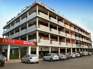 Hotel Oyster - City Centre Sector 17, Chandigarh Hotel Oyster - City Centre Sector 17, Chandigarh