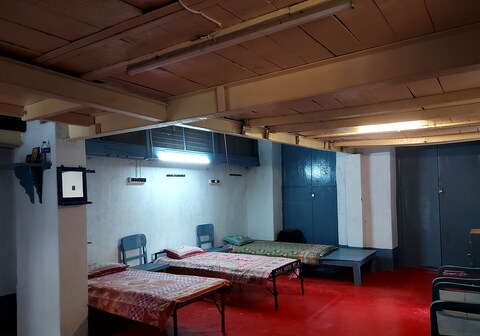 Paul's Hostel near Sovabazar Metro