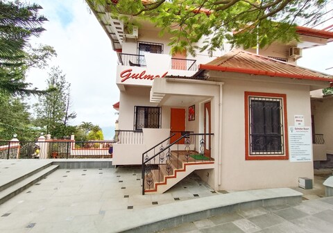 Gulmohar Resort and Spa