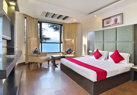 Hotel MGM 1  I Mall Road