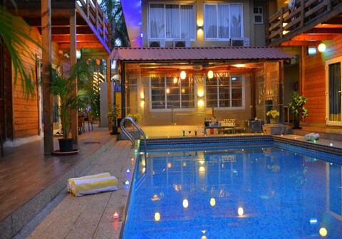 Orabella Villas & Suites | Caretaker & Restaurant