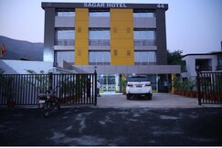 Sagar Hotel Veg Restaurant and Lodging, Lonavala Sagar Hotel Veg Restaurant and Lodging, Lonavala