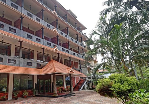 Kovalam Green Palm Resort