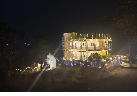 Sky High Inn | Rooms & Guided Treks