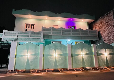 Prayag paying guest house