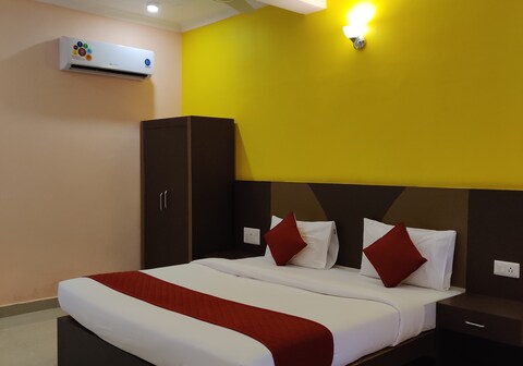 Pleasure River Front | Rooms in a Cottage