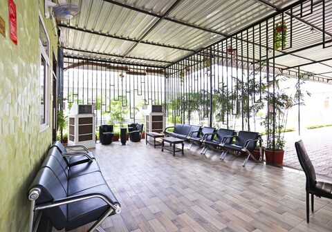 Hotel O Radhika Resort