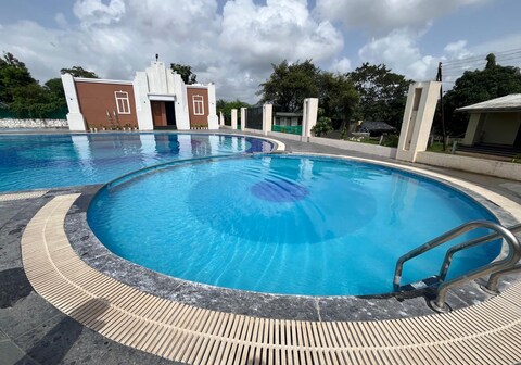 Viroha  Dahanu   Luxury 3BHK Arvind Villa   121