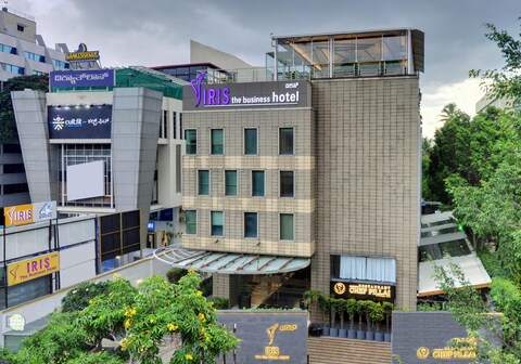 Iris - The Business Hotel