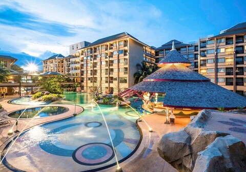 Novotel Phuket Vintage Park