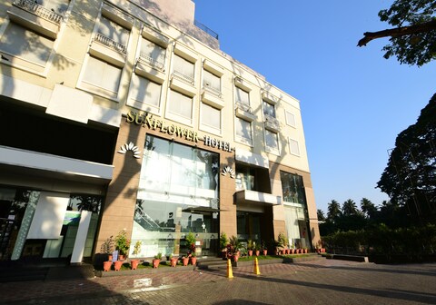 SUNFLOWER HOTEL