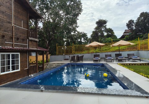Axiom Villa