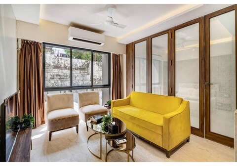 Stylish Como Studio w Wi Fi Kitchen Parking