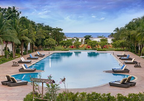 Chariot Beach Resort