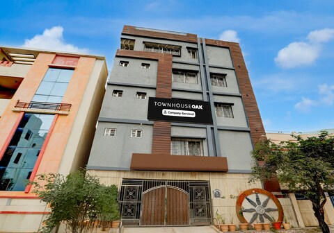 Townhouse Oak Tirupati Formerly Sky Towers
