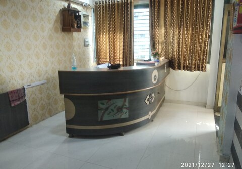 Hotel Karnavati Palace