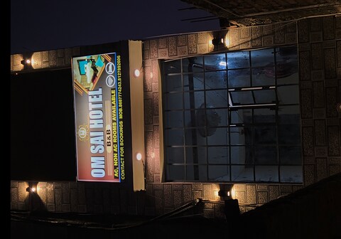 Om Sai Hotel