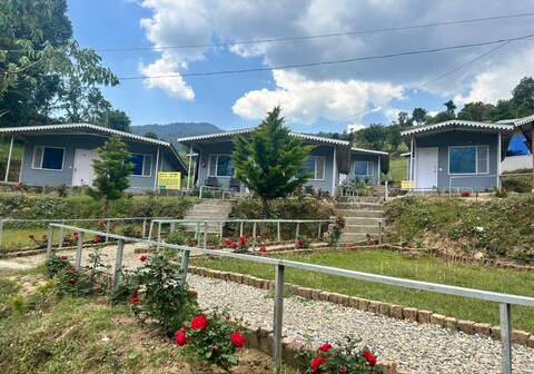 KedaraYatih Resorts | 50 Mtrs From Helipad