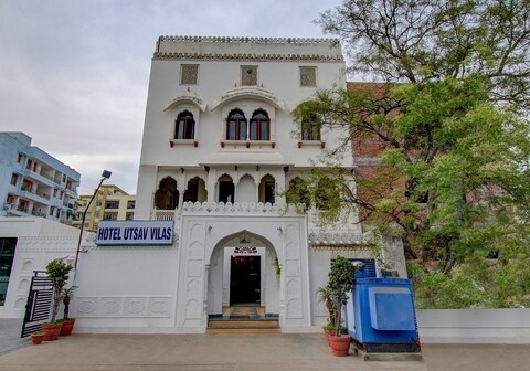 HERITAGE UTSAV VILAS