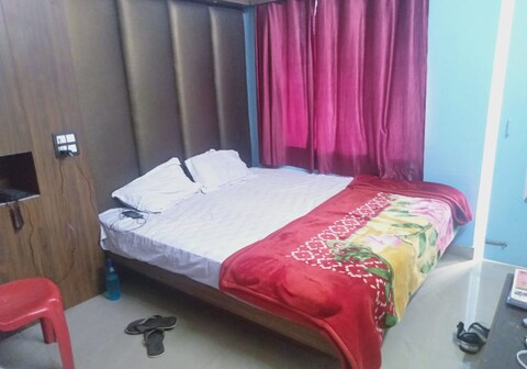 Utsav Mandap