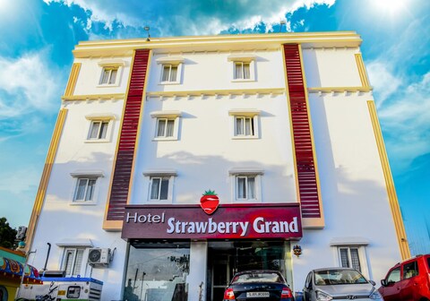 Hotel Strawberry Grand