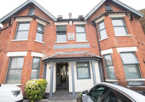 Westciti Caroco Aparthotel